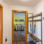 Gadd # 002 Glueck An Der Donau # Elegant 24#7 Check In *