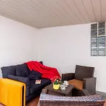 Lägenhet Gadd # 002 Glueck An Der Donau # Elegant 24#7 Check In