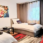Gadd 002 Glueck An Der Donau I Elegant 24 H Check-in Apartman