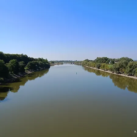 Gadd 002 Glueck An Der Donau I Elegant 24 H Check-in Appartement