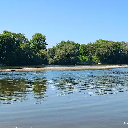 G.a.d.d Ferienwohnung/glueck An Der Donau * Straubing